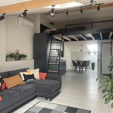 «Гори́Ще На Площі Польський Ринок» Apartment Kamianets-Podilskyi Exterior photo