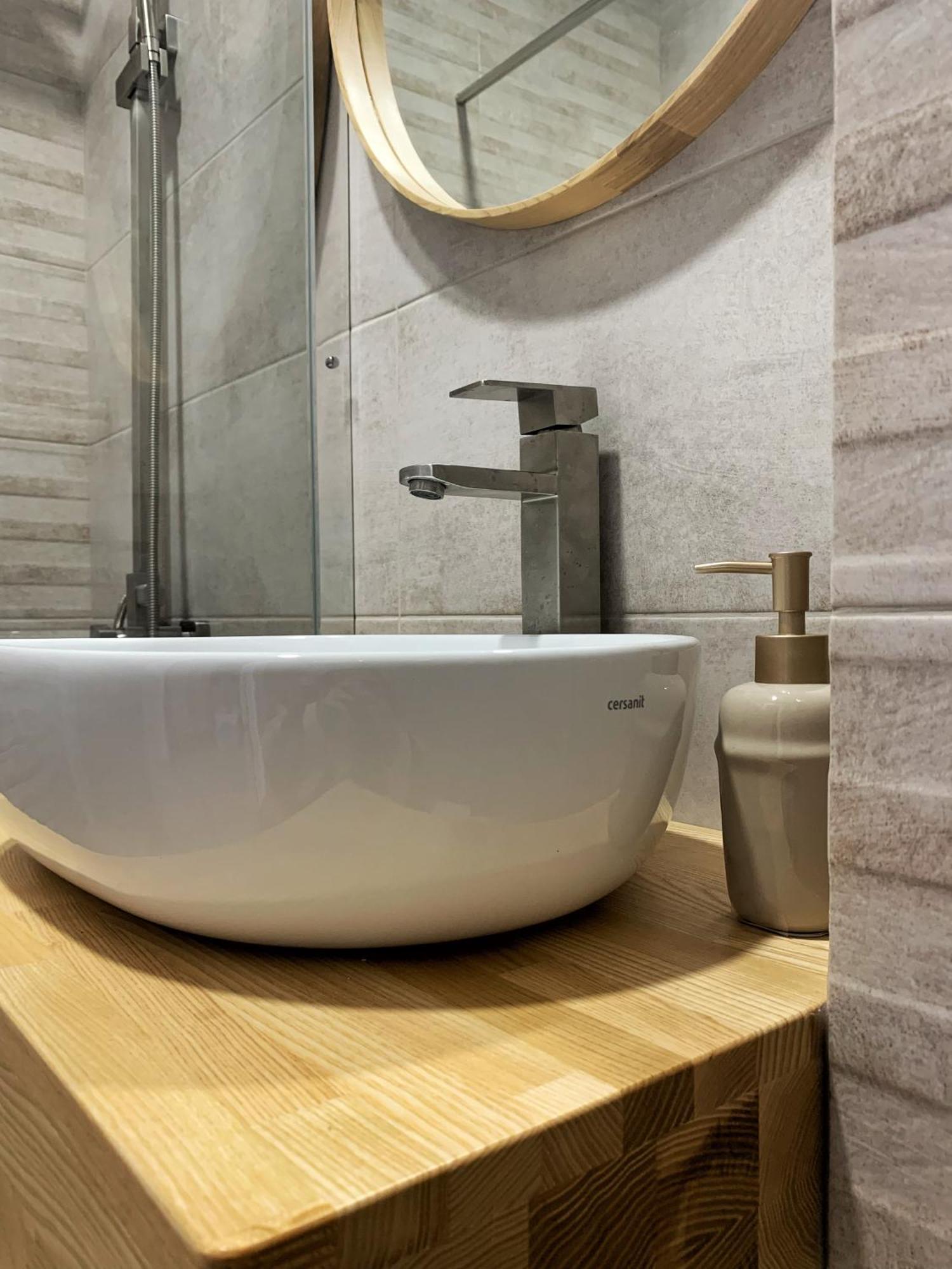 «Гори́Ще На Площі Польський Ринок» Apartment Kamianets-Podilskyi Room photo